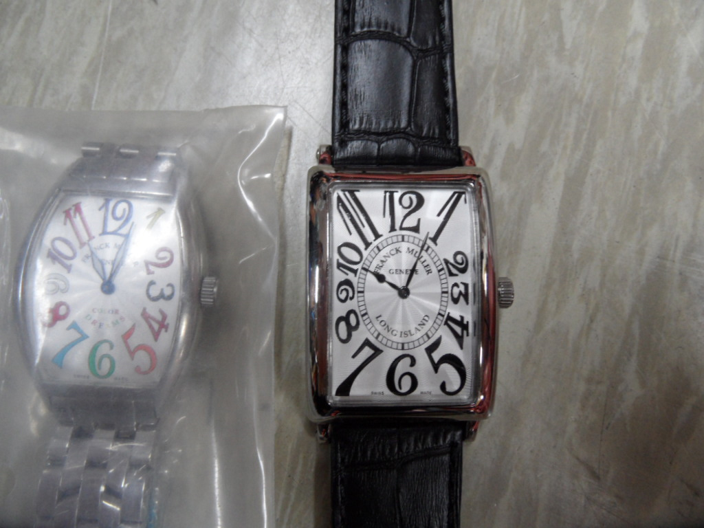 12．秘密売り場で日本人観光客に販売された腕時計偽造品