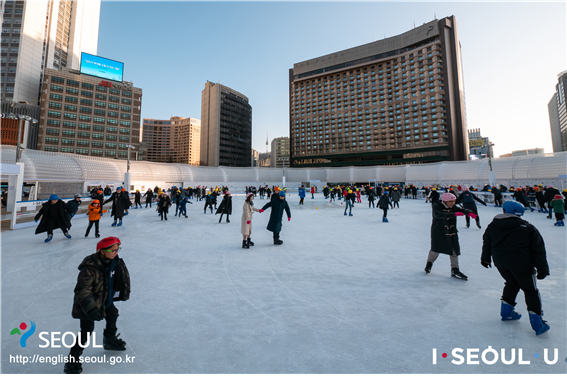 ソウル市、都心の中の冬の王国｢ソウル広場スケート場｣を12月20日にオープン