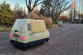 ソウル市、自律走行ロボットが公園を巡察し、IoTセンサーが違法駐車を警告
