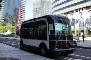 ソウル市、チョンゲチョン(清渓川)自律走行専用バスの運行を開始