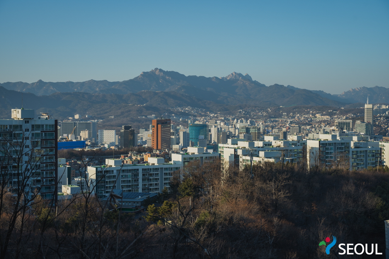 梅峰山から眺めるソウル市です