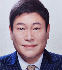 リ・チュンハン(Lee Chung Han)